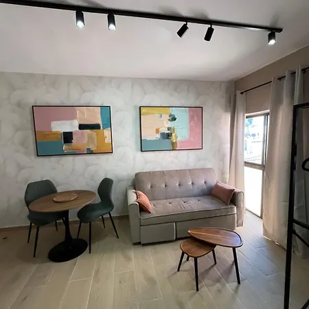 Cornelias Estudio 5b *